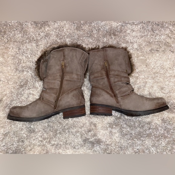 Steve Madden Faux Fur Boots - Picture 2 of 5